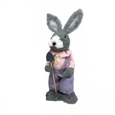 Imagine din Figurina decorativa din paie, Iepuras Ysac, cu pantaloni si lopatica, 37 cm, Roz/Mov