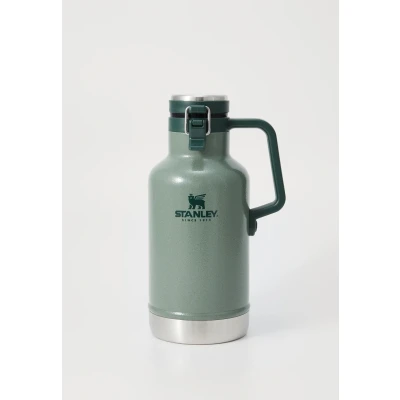 Imagine din Stanley The Easy Pour Growler 1.9L Water bottle