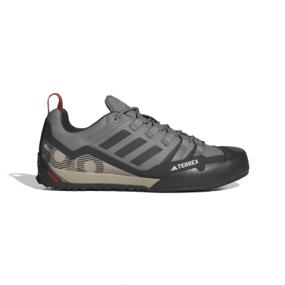 Imagine din Adidas Terrex Swift SOLO 2.0 Hiking Pantofi alpinism, Mărime: 42 2/3, Ch solid grey/carbon/wonder beigePantofi