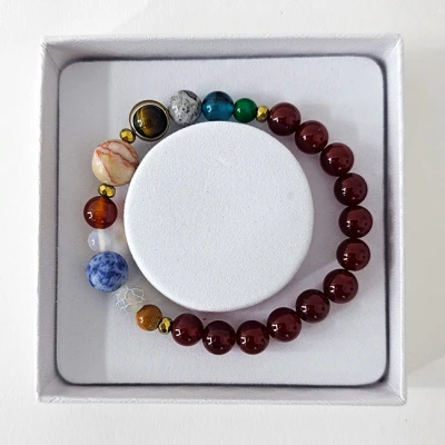 Imagine din Bratara 10 Planets Carnelian, din pietre semipretioase in cutie cadou, semnificand planetele galaxiei