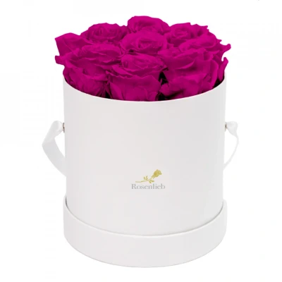 Imagine din Aranjament floral cu 9 trandafiri de sapun, in cutie neagra rotunda, rosu (Culoare: Rosu)