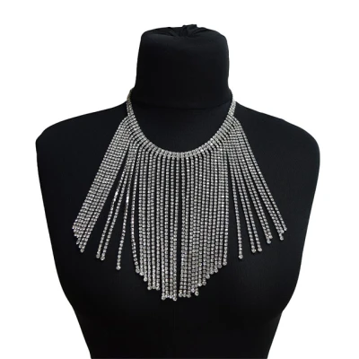 Imagine din Colier Plastron cu pietre semipretioase, la baza gatului, CP011