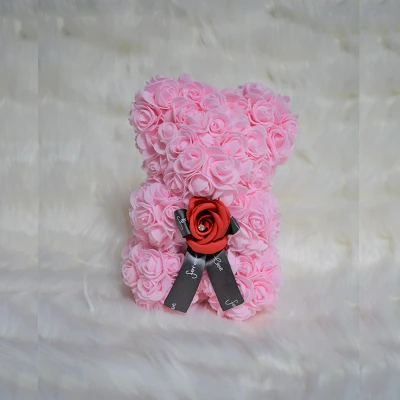 Imagine din Ursulet floral roz cu rosu din Trandafiri 25 cm, decorat manual, cutie cadou (Culoare: Roz)